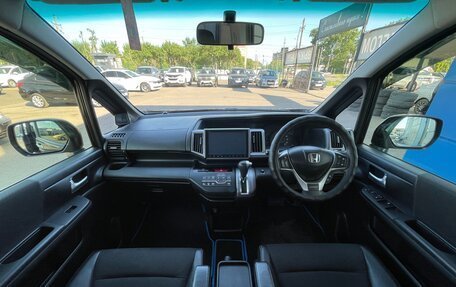 Honda Stepwgn IV, 2014 год, 1 997 000 рублей, 9 фотография