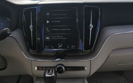 Volvo XC60 II, 2018 год, 3 100 000 рублей, 16 фотография