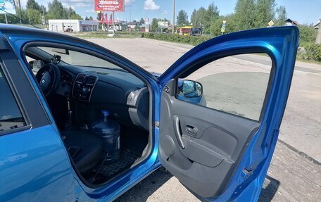Renault Logan II, 2016 год, 830 000 рублей, 5 фотография