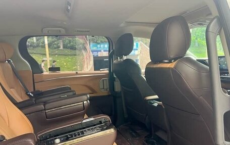 Toyota Sienna, 2022 год, 3 990 000 рублей, 16 фотография
