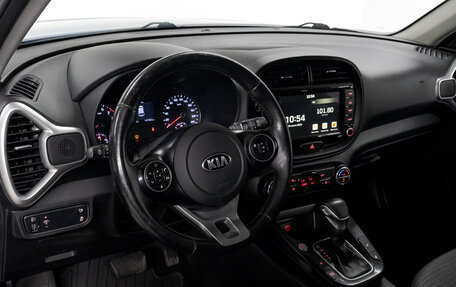 KIA Soul III, 2020 год, 1 677 000 рублей, 10 фотография