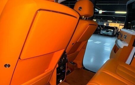 Rolls-Royce Cullinan, 2021 год, 29 990 000 рублей, 20 фотография