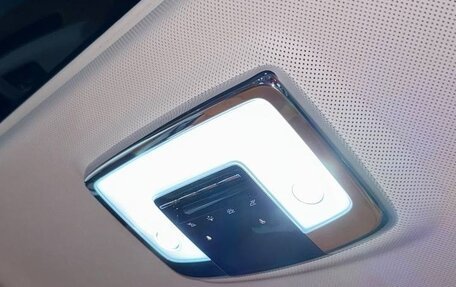 Rolls-Royce Cullinan, 2021 год, 29 990 000 рублей, 16 фотография