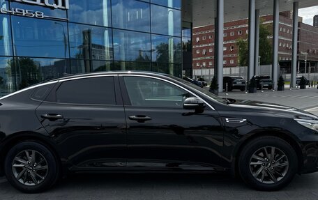 KIA Optima IV, 2018 год, 2 100 000 рублей, 5 фотография
