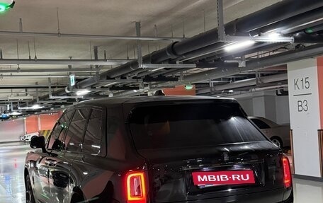 Rolls-Royce Cullinan, 2021 год, 33 990 000 рублей, 7 фотография