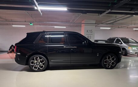 Rolls-Royce Cullinan, 2021 год, 33 990 000 рублей, 5 фотография