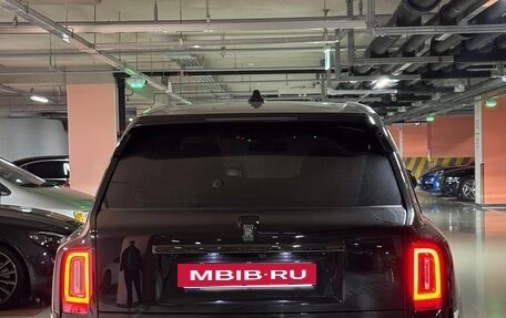 Rolls-Royce Cullinan, 2021 год, 33 990 000 рублей, 8 фотография