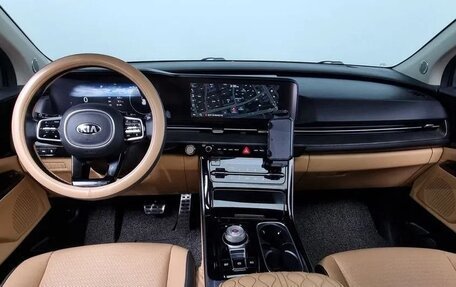 KIA Carnival, 2020 год, 4 000 000 рублей, 10 фотография