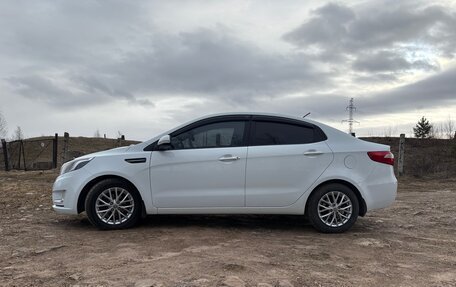 KIA Rio III рестайлинг, 2011 год, 1 000 000 рублей, 5 фотография