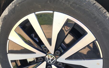Volkswagen Taos, 2022 год, 2 390 000 рублей, 9 фотография