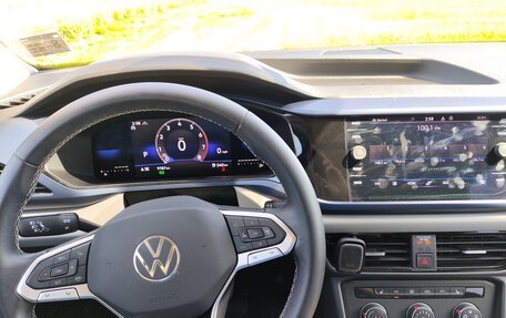 Volkswagen Taos, 2022 год, 2 390 000 рублей, 11 фотография