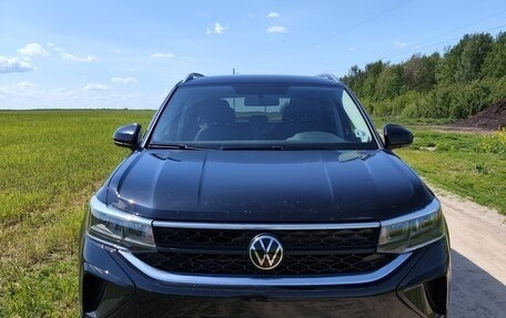 Volkswagen Taos, 2022 год, 2 390 000 рублей, 5 фотография
