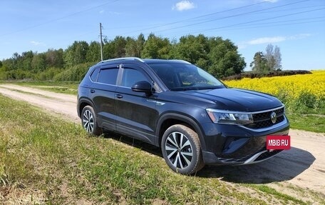 Volkswagen Taos, 2022 год, 2 390 000 рублей, 6 фотография