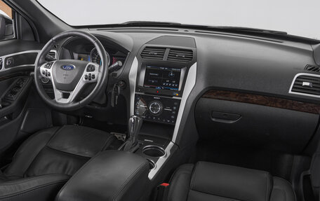 Ford Explorer VI, 2013 год, 1 679 000 рублей, 11 фотография