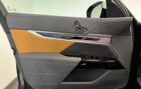 BMW 7 серия, 2025 год, 24 690 000 рублей, 19 фотография