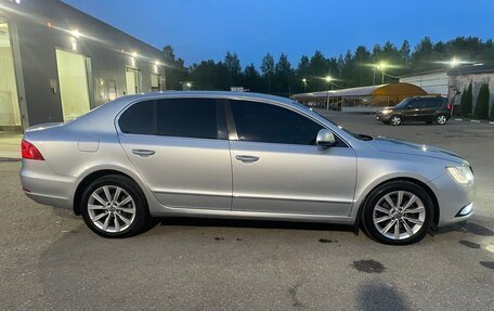 Skoda Superb III рестайлинг, 2014 год, 1 329 000 рублей, 3 фотография