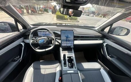 Geely Atlas, 2025 год, 1 820 000 рублей, 7 фотография