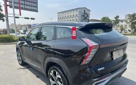 Geely Atlas, 2025 год, 1 820 000 рублей, 4 фотография