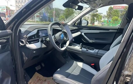 Geely Atlas, 2025 год, 1 820 000 рублей, 8 фотография