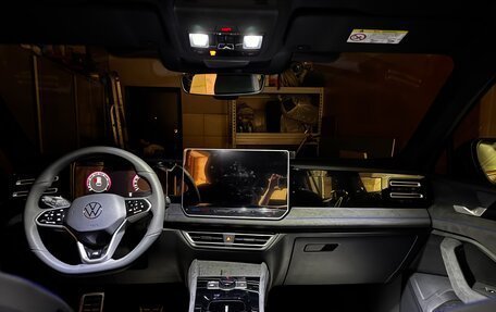 Volkswagen Tiguan, 2024 год, 4 700 000 рублей, 10 фотография