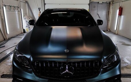 Mercedes-Benz E-Класс AMG, 2017 год, 4 900 000 рублей, 10 фотография