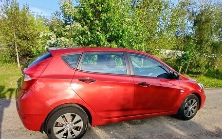 Hyundai Solaris II рестайлинг, 2013 год, 860 000 рублей, 11 фотография