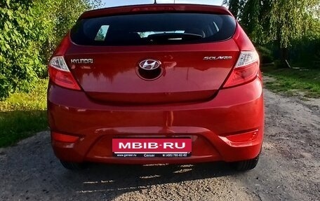 Hyundai Solaris II рестайлинг, 2013 год, 860 000 рублей, 10 фотография