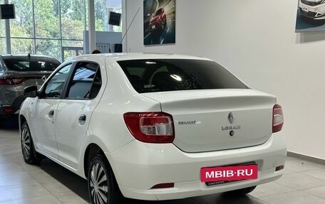 Renault Logan II, 2018 год, 649 900 рублей, 3 фотография