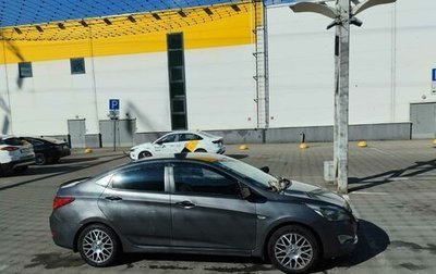 Hyundai Solaris II рестайлинг, 2015 год, 455 000 рублей, 1 фотография