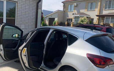 Opel Astra J, 2011 год, 950 000 рублей, 7 фотография