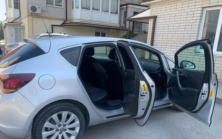 Opel Astra J, 2011 год, 950 000 рублей, 8 фотография