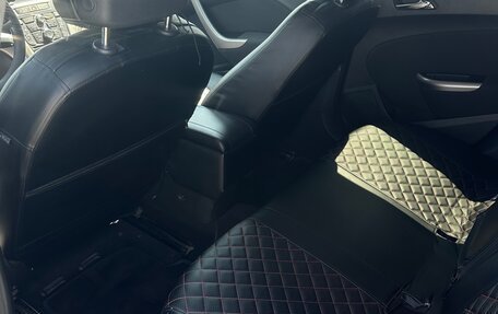 Opel Astra J, 2011 год, 800 000 рублей, 7 фотография