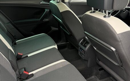 Volkswagen Tiguan II, 2019 год, 3 100 000 рублей, 14 фотография