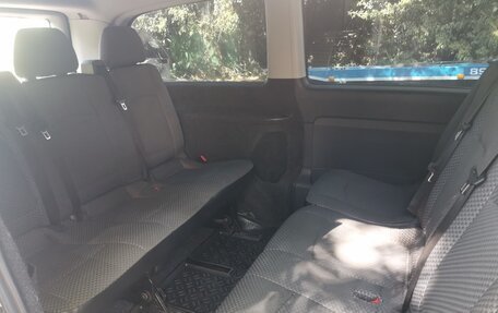 Mercedes-Benz Vito, 2013 год, 1 850 000 рублей, 4 фотография