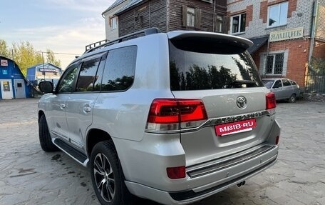 Toyota Land Cruiser 200, 2008 год, 3 350 000 рублей, 7 фотография