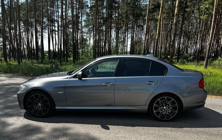 BMW 3 серия, 2011 год, 1 100 000 рублей, 3 фотография