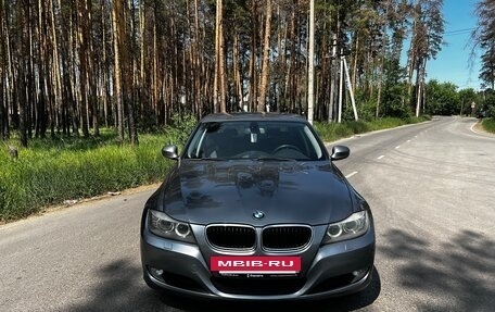 BMW 3 серия, 2011 год, 1 100 000 рублей, 2 фотография