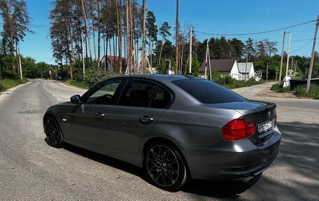 BMW 3 серия, 2011 год, 1 100 000 рублей, 8 фотография