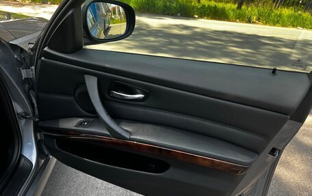 BMW 3 серия, 2011 год, 1 100 000 рублей, 13 фотография