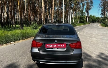 BMW 3 серия, 2011 год, 1 100 000 рублей, 4 фотография
