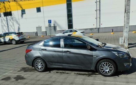 Hyundai Solaris II рестайлинг, 2015 год, 455 000 рублей, 7 фотография