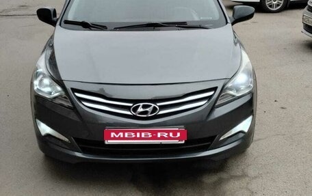 Hyundai Solaris II рестайлинг, 2015 год, 455 000 рублей, 13 фотография