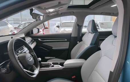Geely Emgrand, 2023 год, 1 950 000 рублей, 27 фотография