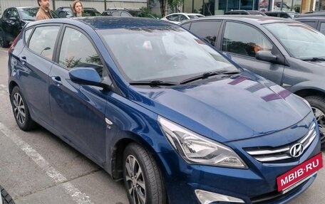 Hyundai Solaris II рестайлинг, 2015 год, 999 999 рублей, 4 фотография