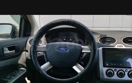 Ford Focus II рестайлинг, 2005 год, 549 000 рублей, 3 фотография