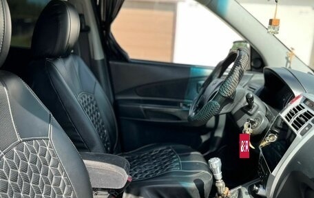 Hyundai Tucson III, 2008 год, 870 000 рублей, 17 фотография