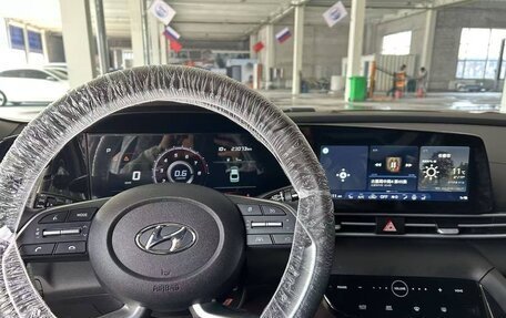 Hyundai Elantra, 2022 год, 1 400 000 рублей, 4 фотография