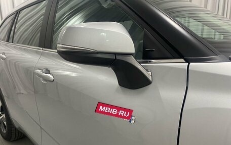 Toyota Highlander, 2023 год, 6 200 000 рублей, 7 фотография