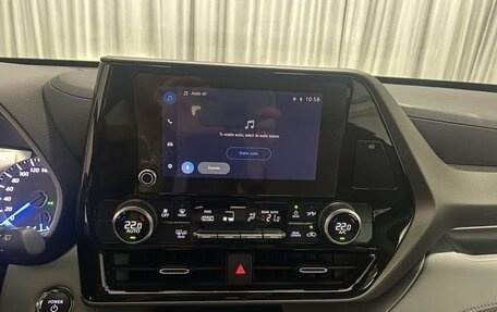 Toyota Highlander, 2023 год, 6 200 000 рублей, 13 фотография