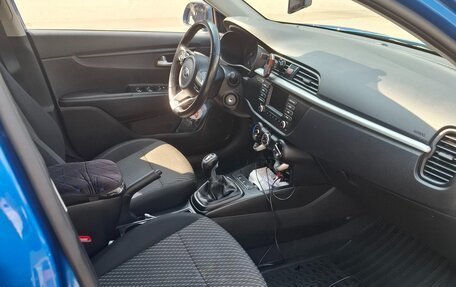 KIA Rio IV, 2017 год, 1 350 000 рублей, 10 фотография